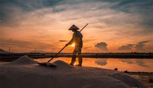 三首有关劳动人民的诗词,每一首都是巅峰之作,你都知道吗?