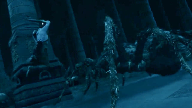 《龙岭迷窟》幕后制作图,人面蜘蛛过于真实,毛发清晰可见