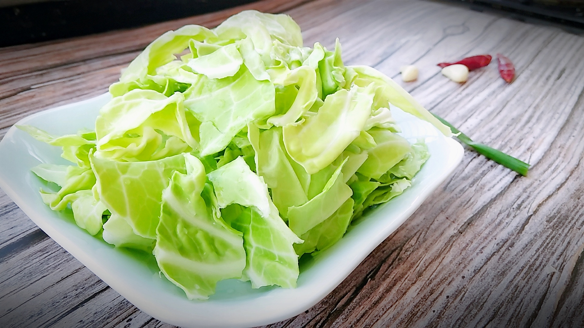 爽脆鮮嫩的捲心菜,這樣做超下飯,還是