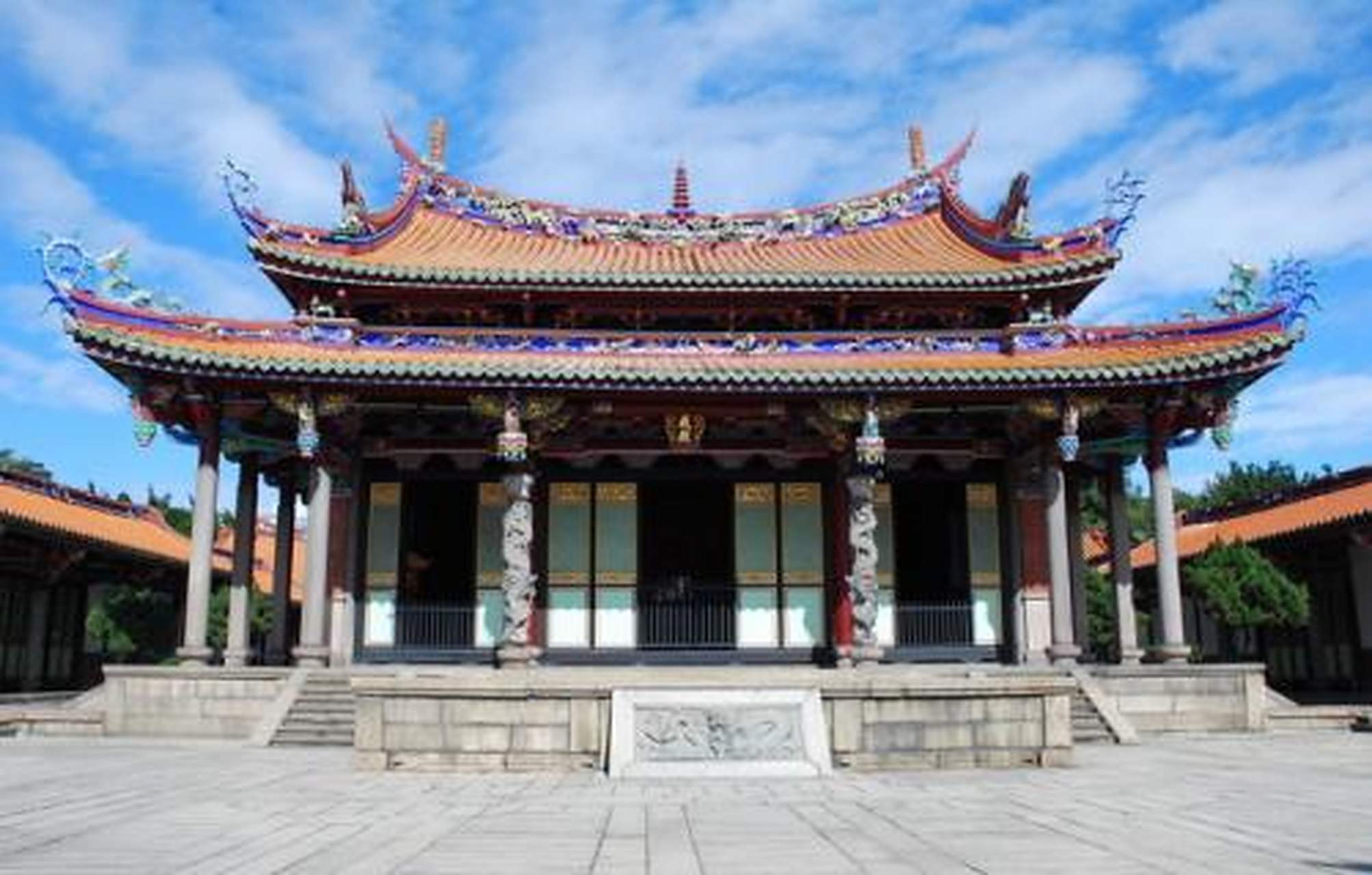 旅游攻略# 台南孔庙:台南的孔庙创建于1665年,在将近三百年左右的