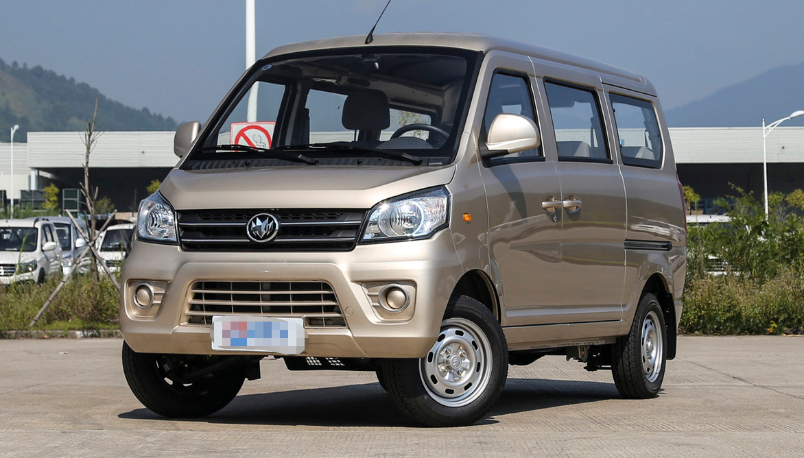 福汽启腾-启腾m70设计个性十足,跑起来很拉风