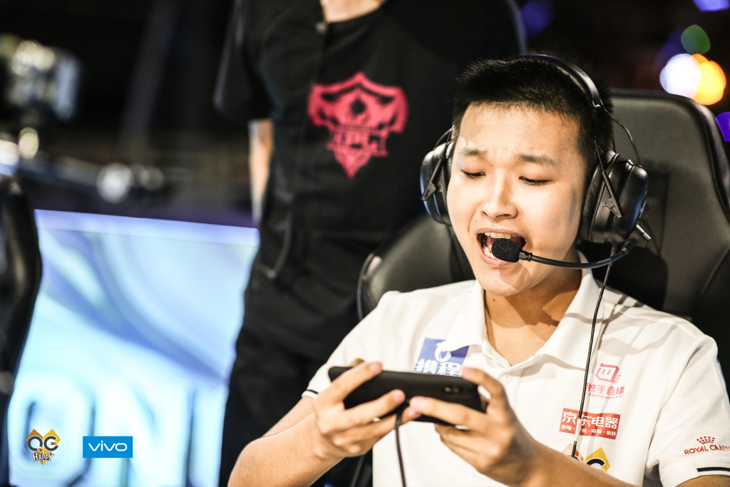 qghappy强势晋级冠军杯总决赛,猫神疑似冠军杯结束后退役?