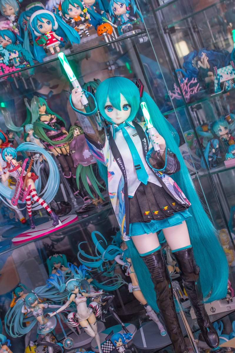 光看都心痛:初音厨家里发生火灾,所有初音收藏都被烧的一点不剩