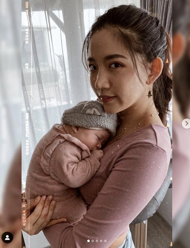 陈艾琳产后两个月怒甩12公斤 现身puma示范燃脂动作