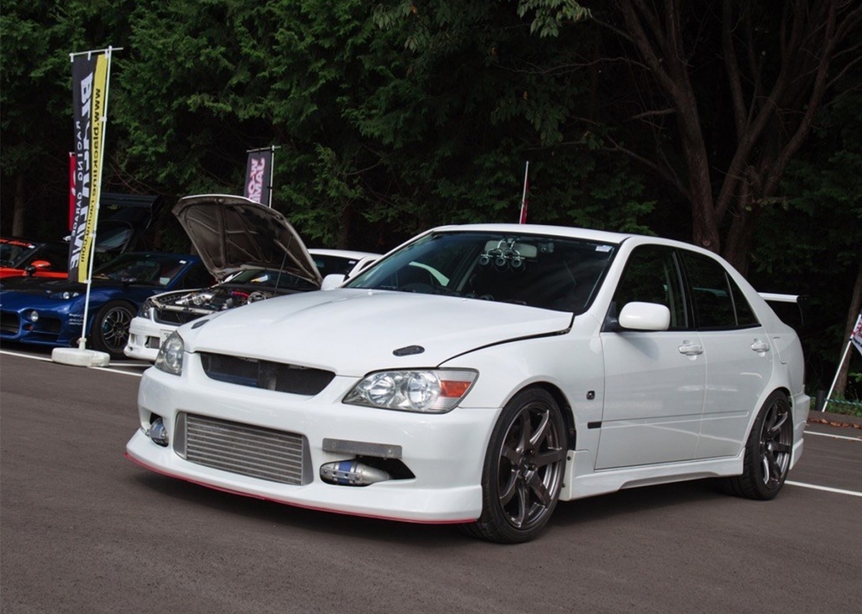 对于试驾这台改装版雷克萨斯is200谈谈我们的试驾感受如何