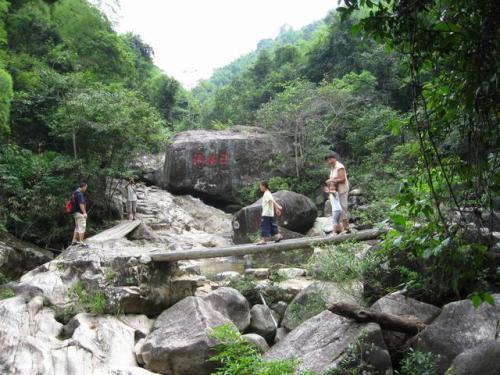 徒步千米五指山,探秘醉美广州"后花园"三桠塘幽谷一日游
