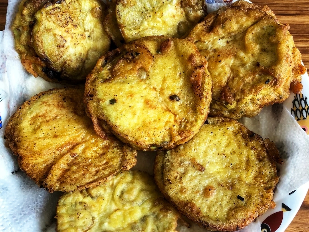 教你做香煎茄饼,掌握油煎技巧,你也煎出酥脆柔糯感,好吃停不了