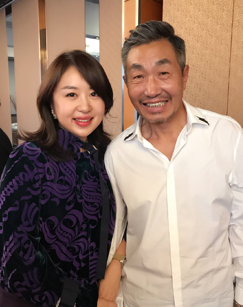 《野山》与岳红饰夫妻,剧版《小兵张嘎》演老钟叔,与妻小学同桌