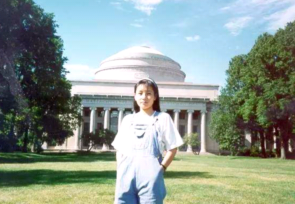 中国天才蔡天西,14岁上中科大,18岁读麻省博士,26岁当哈佛教授