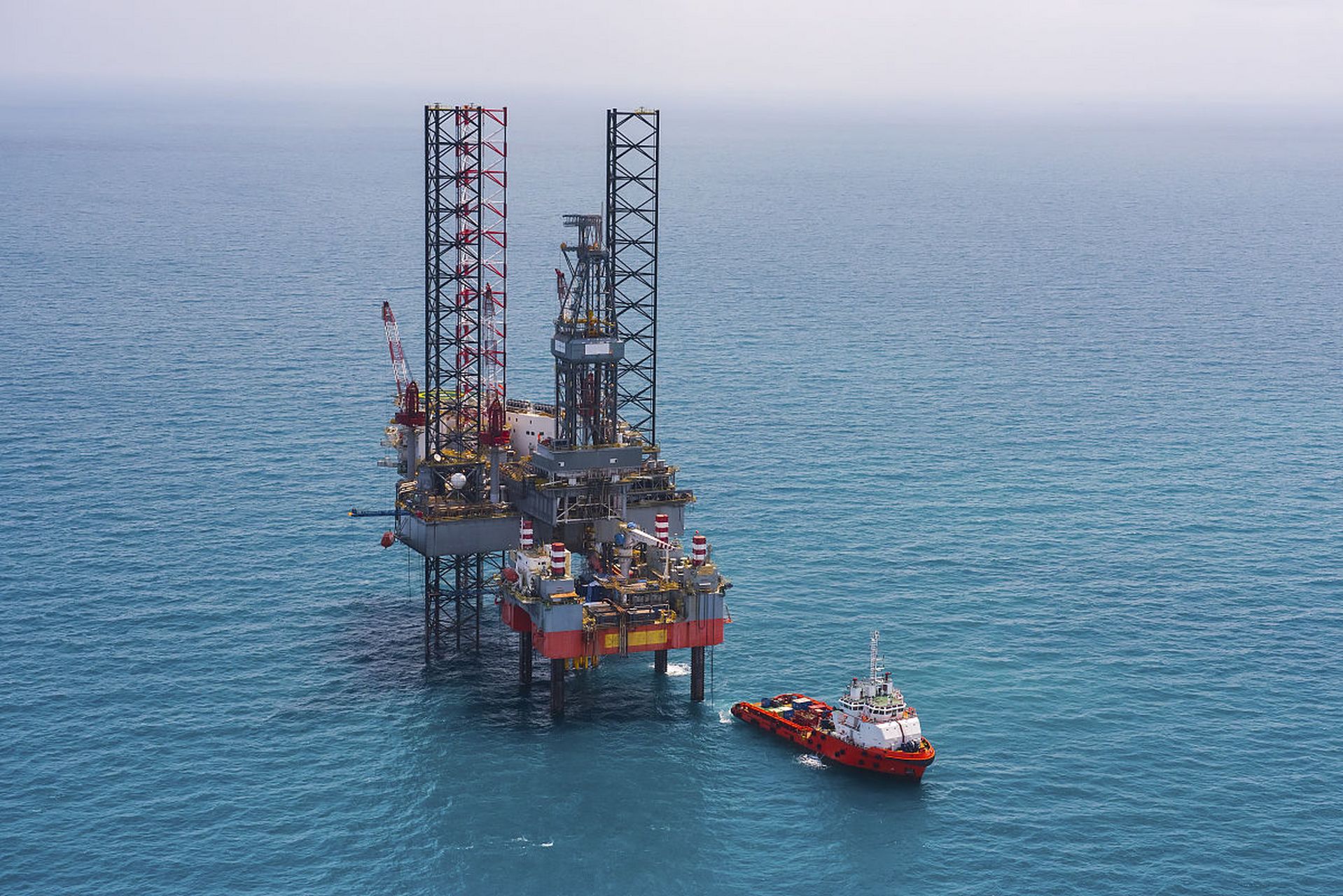 深海石油,地球上最贵的液体之一!因品质卓越,开采不易导致其身价不菲.