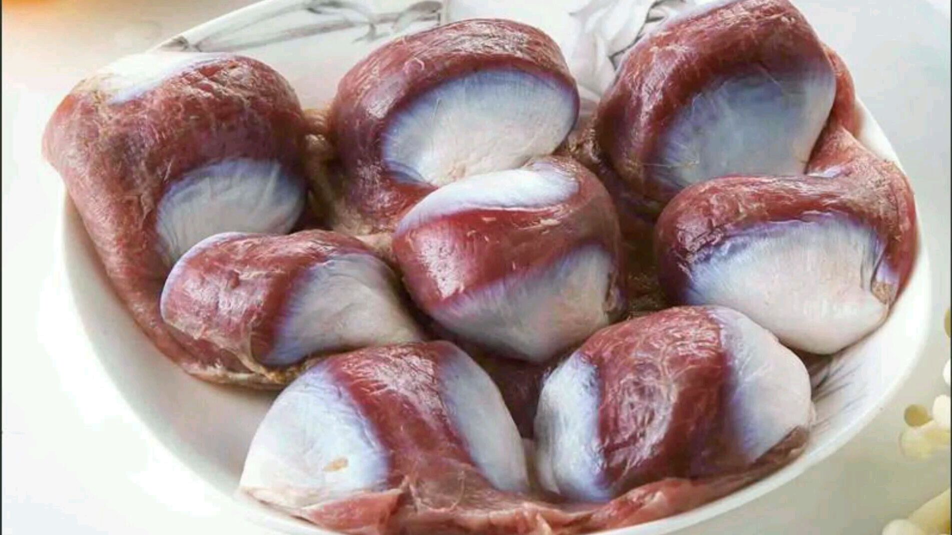 爆炒鸭胗的家常做法,香辣爽脆,色香味俱全,下酒又下饭,特过瘾