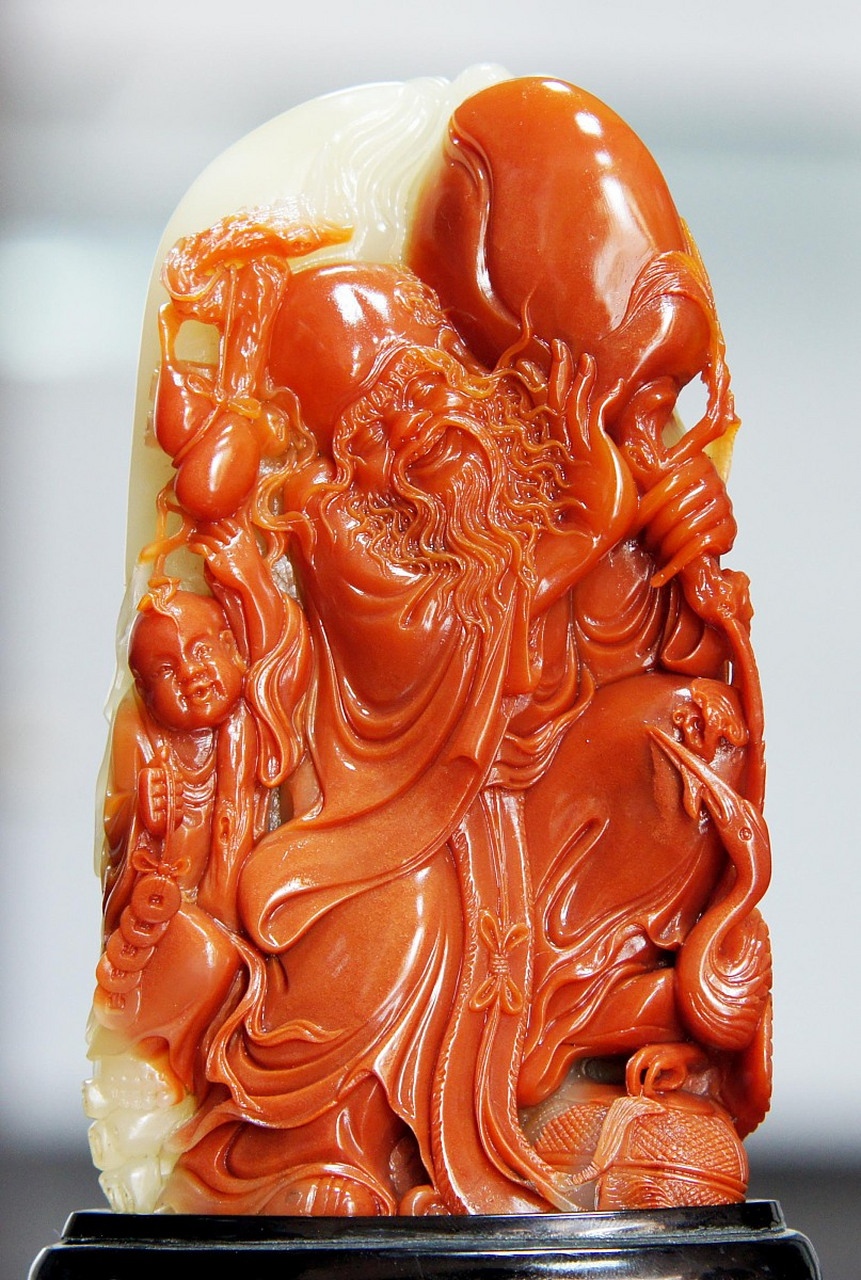 玉石介绍:寿山石 寿山石(shoushan stone)是中国福建省福州市晋安区的