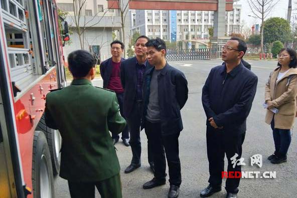 衡阳市安监局副局长邹炜督查松木经开区复工复产工作