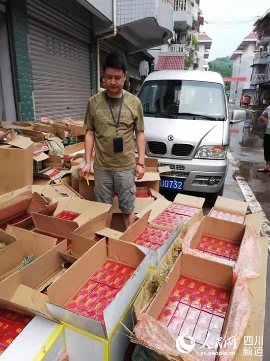 四川达州警方破获一起销售假烟案 涉案金额27万元