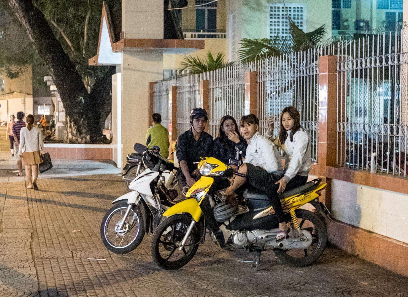 越南摩托车泛滥成灾,为何却不见中国制造?当地人:主要是不敢用