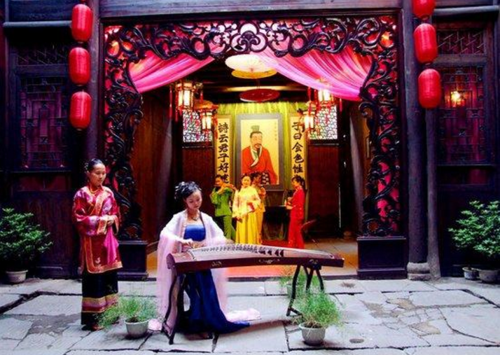 一双玉臂千人枕 baijiahao.baidu.com