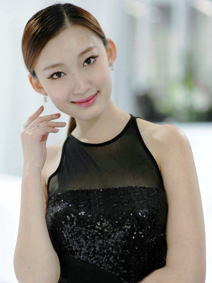 人像摄影(端庄美丽的靓丽姑娘)