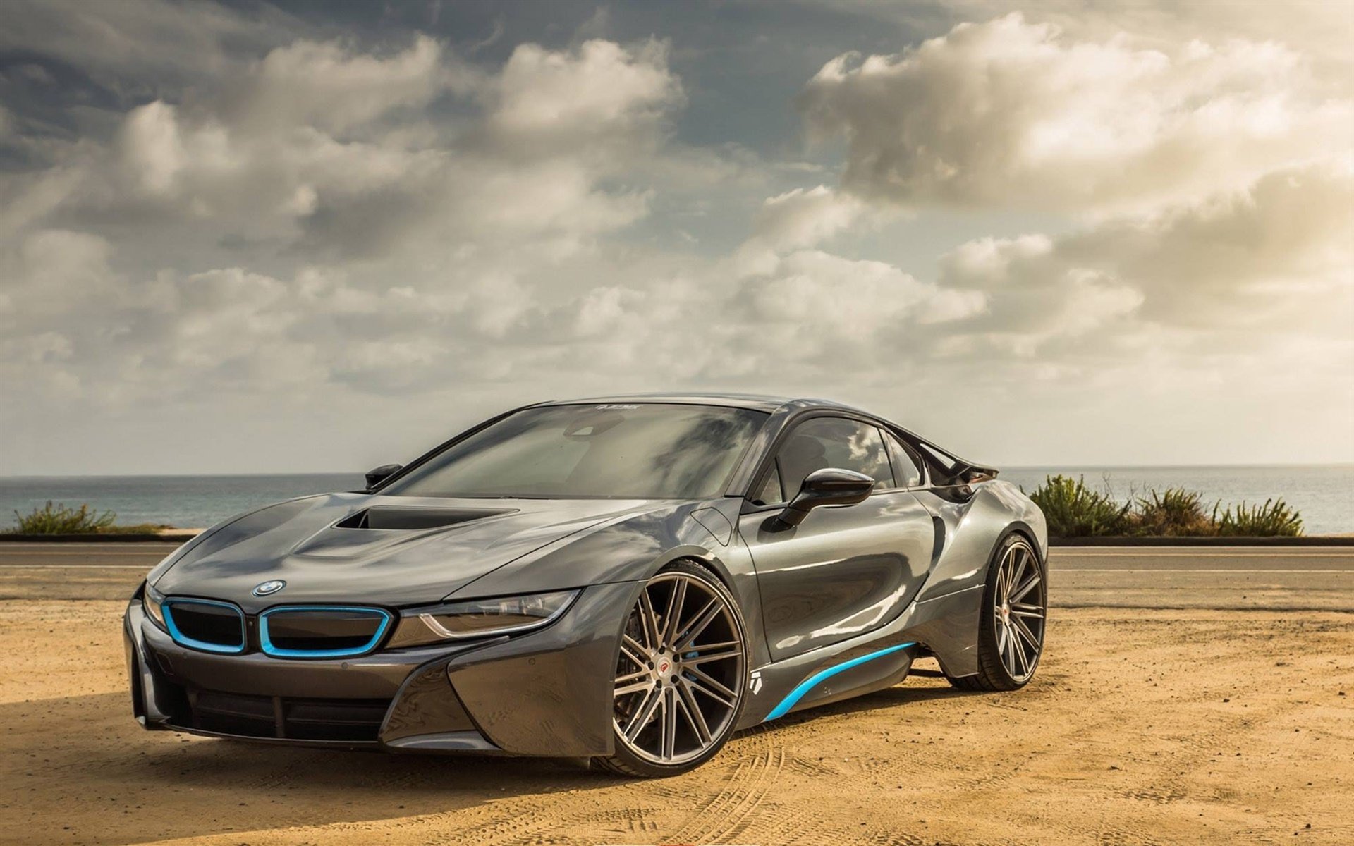 宝马炫酷壁纸请欣赏!