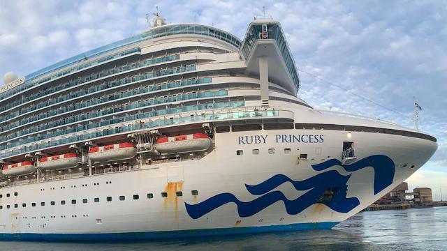 致20多人死逾600人染新冠 红宝石公主号邮轮离开澳洲