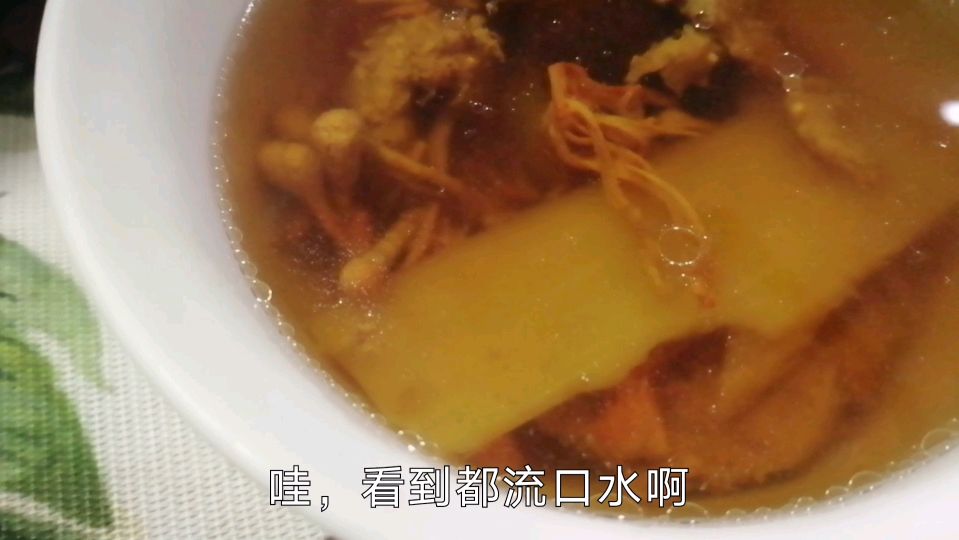 广州靓汤推荐,虫草花炖瘦肉,简单易做有营养,味道清甜好喝