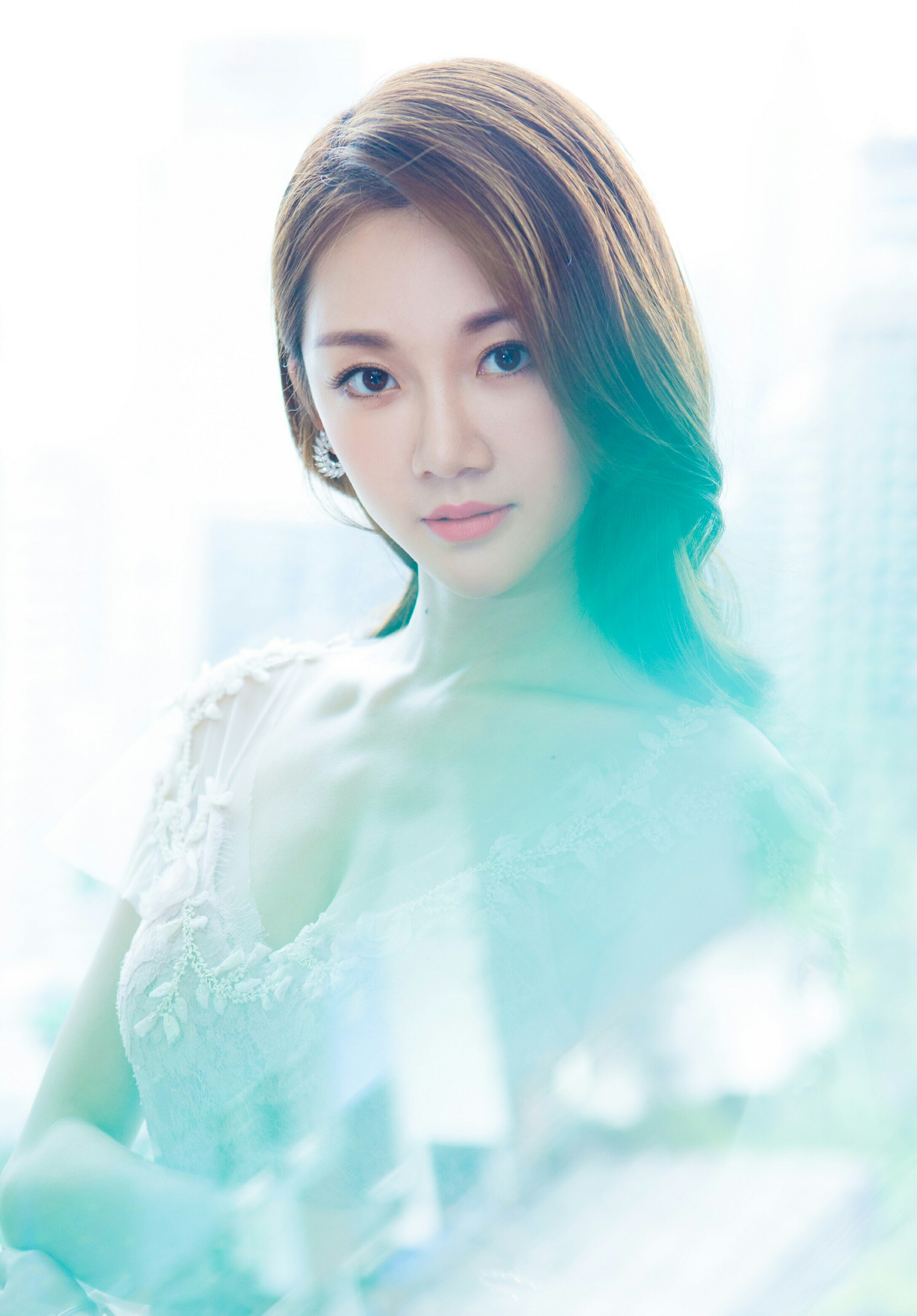 趁你现在还有时间,尽你自己最大的努力,努力做成你