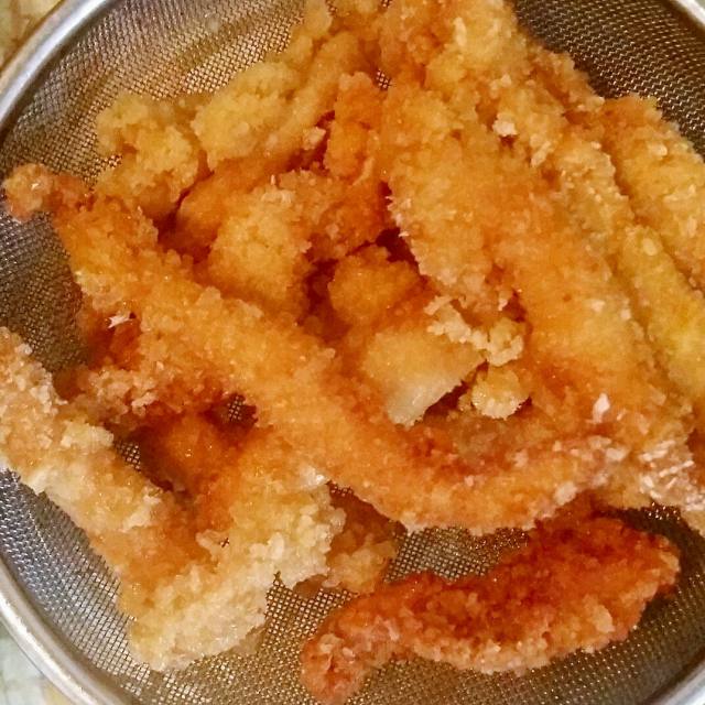 香酥鸡肉条,外酥里嫩,嘎呗脆,正儿八经的鸡肉味