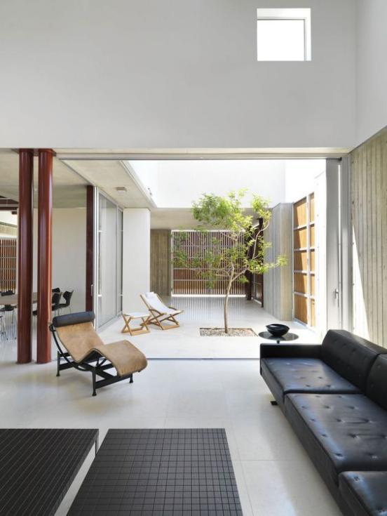 天井房这样设计太精致!10㎡面积,比花园还美,难怪在日本受欢迎