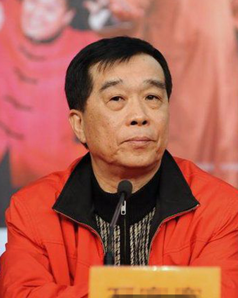 于谦师父石富宽度过70大寿,被德云社高峰誉为"当今捧哏第一人"