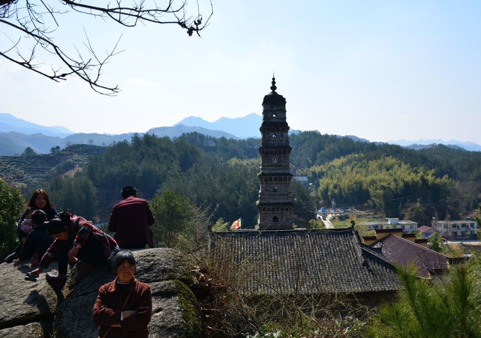 安庆法云寺塔,全国仅存四座方形古塔之一,珍贵的历史文化瑰宝