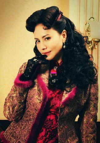 一个能让小s见了都脸红的女人!穿上旗袍后更是堪称人间尤物!