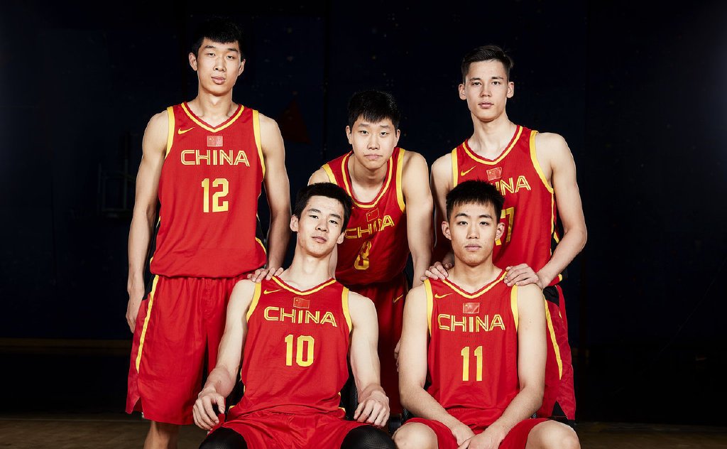 徐杰,王泉泽领衔 朝气蓬勃 帅气逼人 转载自百家号作者:涛哥聊篮球