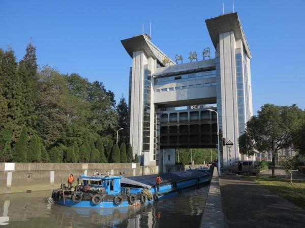 京杭大运河船闸图图片