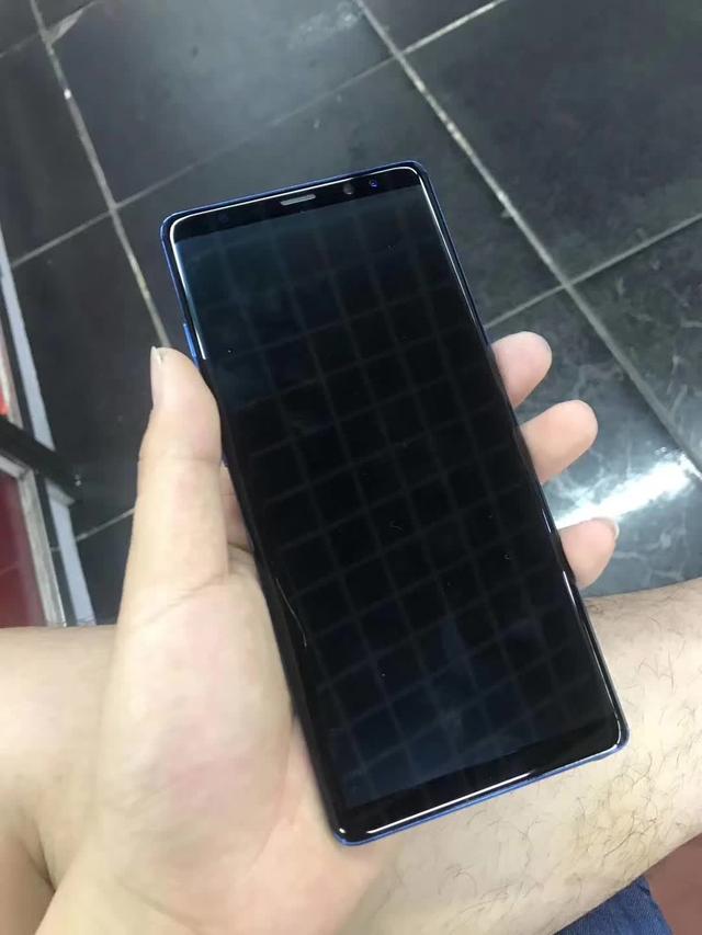 下水洗澡没问题,3400元三星note8手机简评