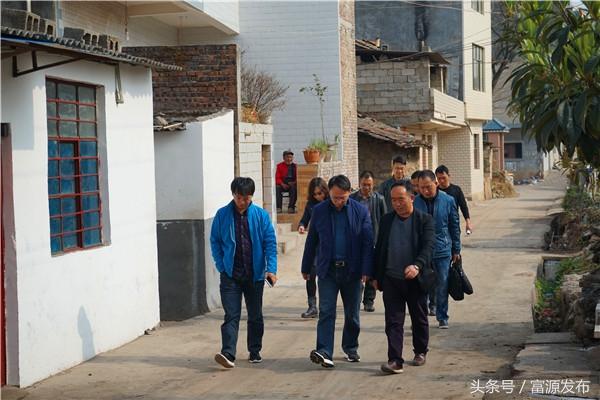富源:杨雄到胜境街道调研指导脱贫攻坚