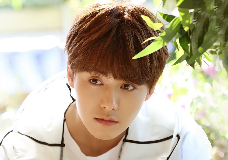 娱乐圈从小家境贫寒的明星,赵丽颖上榜,网友:英雄莫问出处!