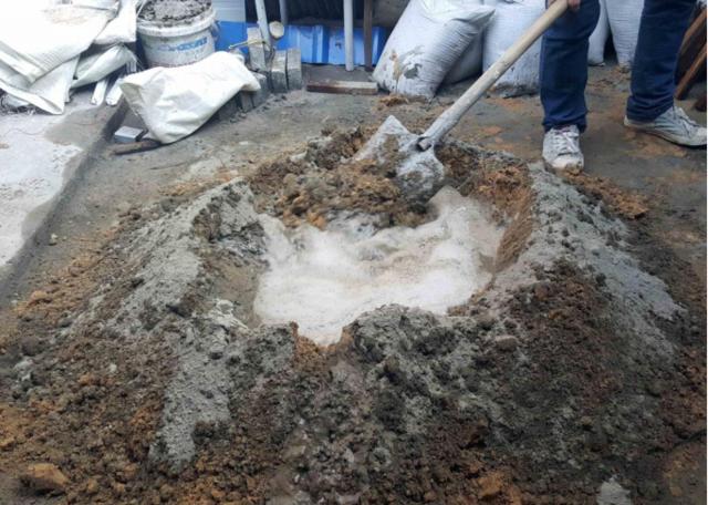 水泥千万别加它,看到了要马上阻止,要不然肯定会出大问题