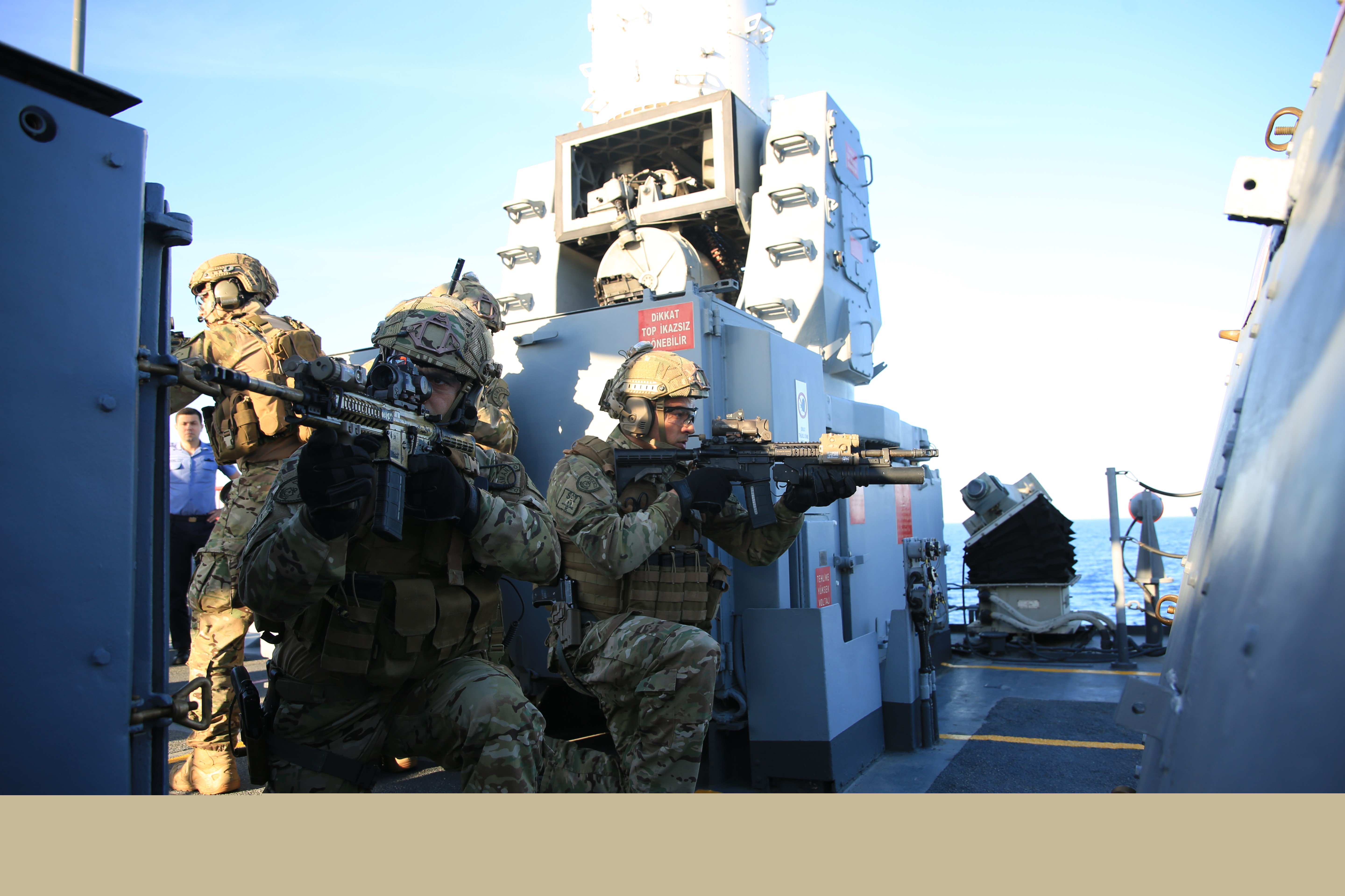 土耳其史上最大规模海军演习继续进行 百余艘舰艇参演