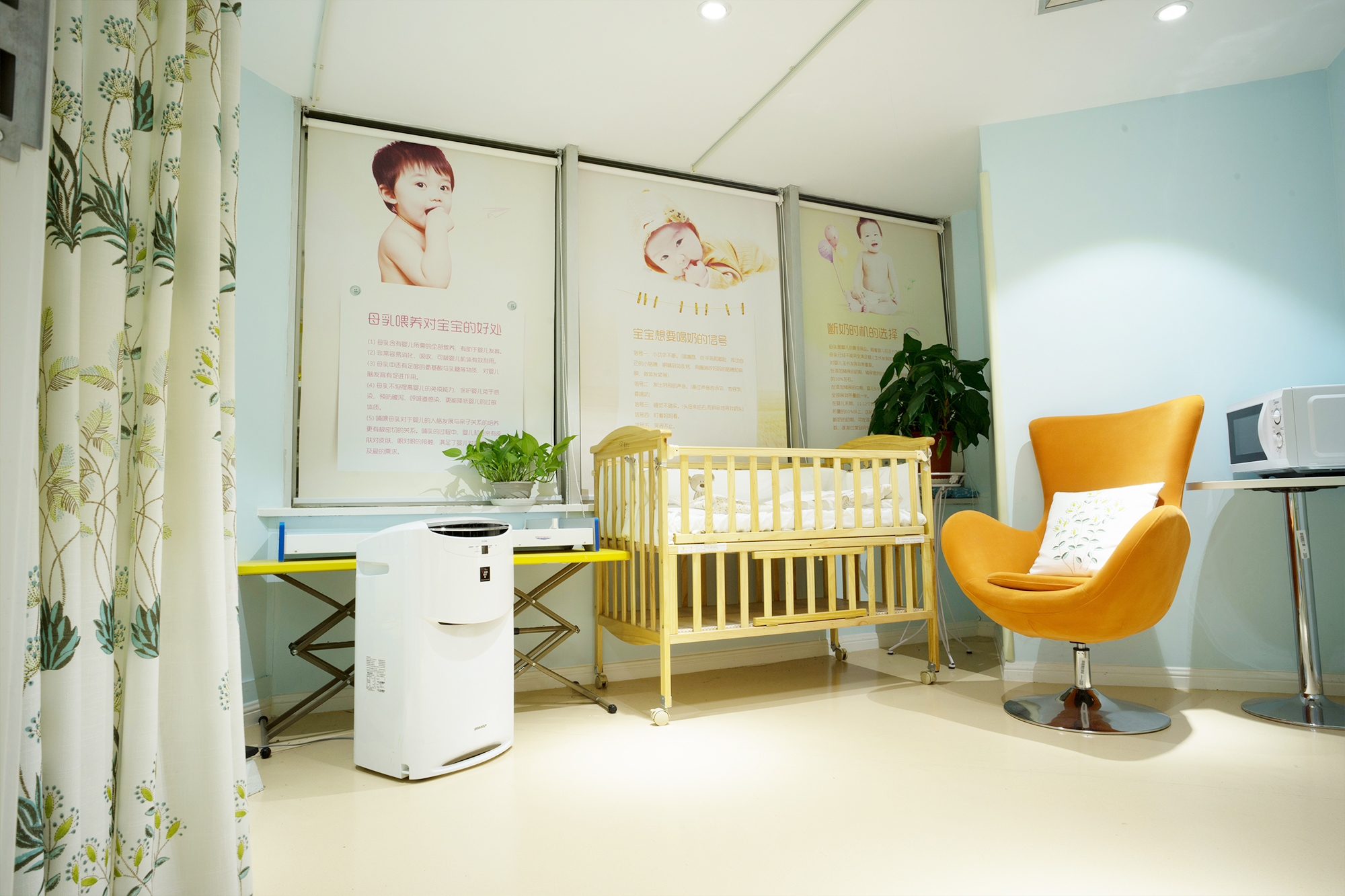 金融街家庭发展服务中心哺乳室