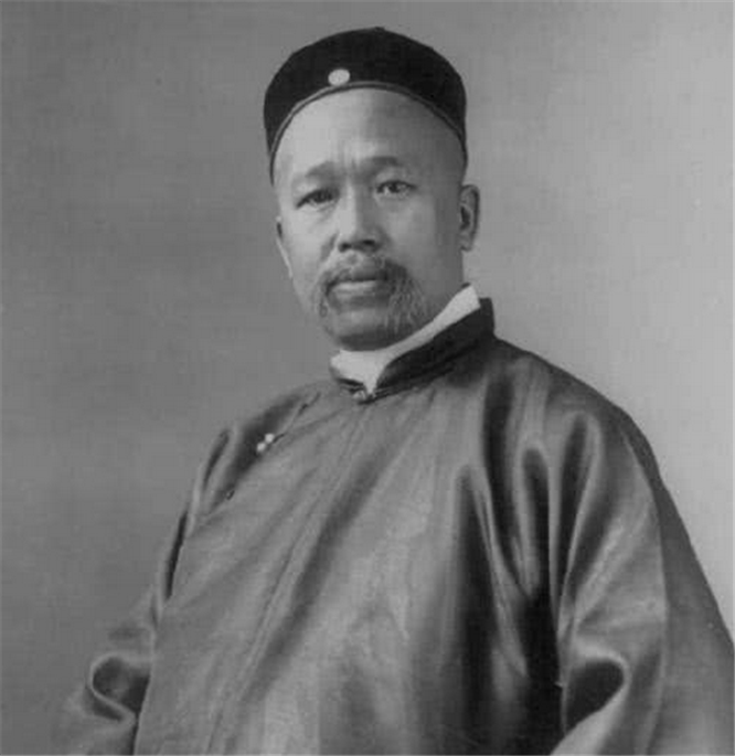 爱新觉罗·载洵:日军侵华期间,载洵坚持气节,拒绝到伪满州国任职.