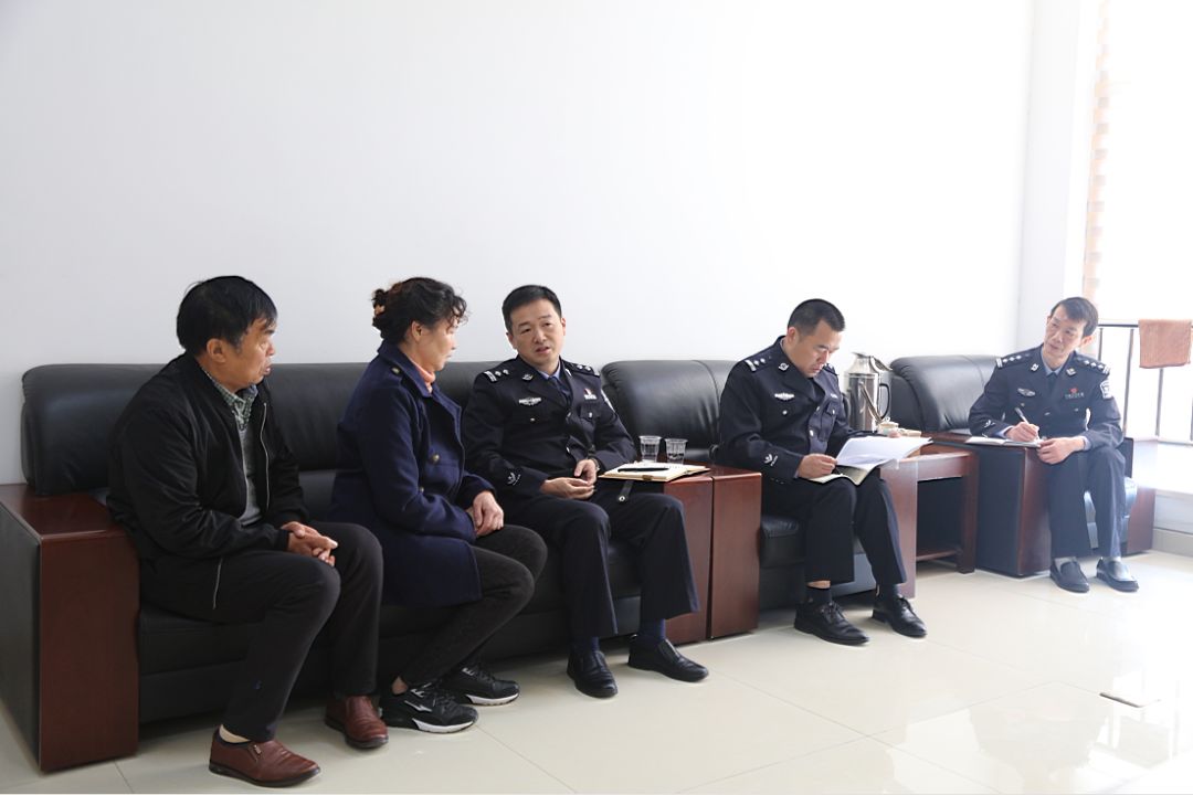 11年追缉抓获涉恶命案逃犯 11年暖心帮扶被害人家属