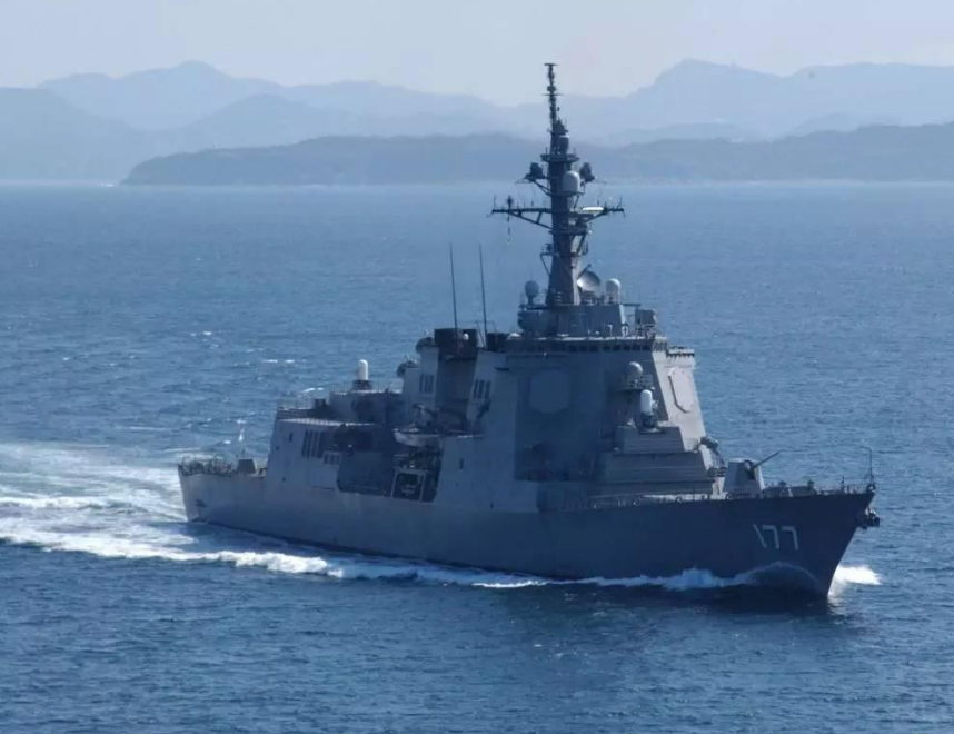 出云号直升机驱逐舰,性能还非常先进.