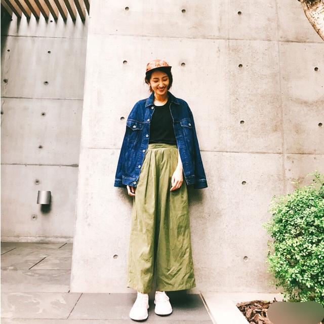 柯佳嬿生活照太好看,"露大腿乞丐裤"配小白鞋,成熟不失俏皮