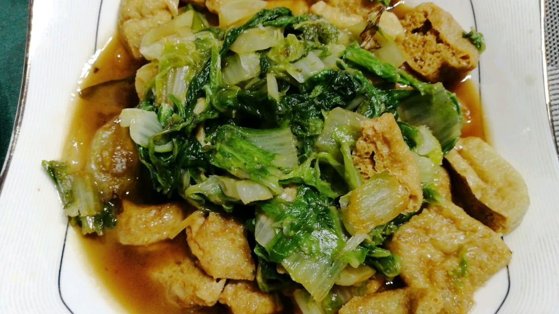 青菜油豆腐怎么做?家常小菜简单好学,适合大众