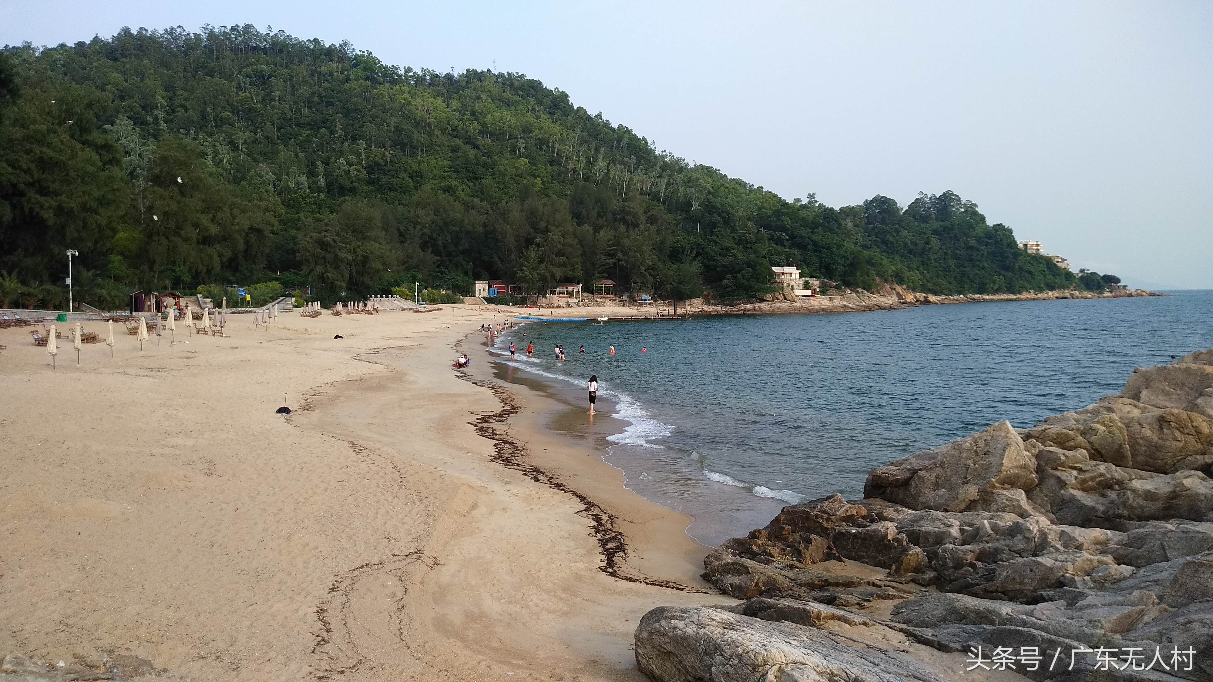 深圳葵涌沙鱼涌沙滩,细腻清软的沙滩,原生态的海景,关键还免费