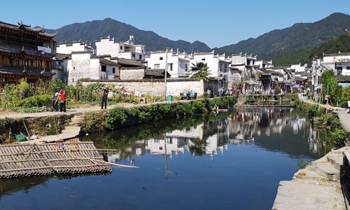 有智慧!江西婺源理坑村民发明"流水鱼塘 既能休闲又能赚钱