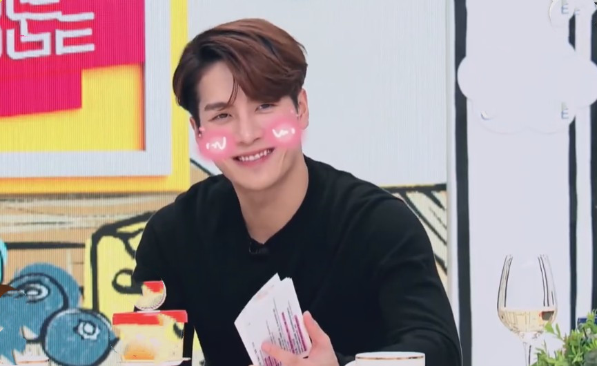 《拜托了冰箱》王嘉尔见杨紫,全程掩饰不住的害羞,毛不易尴尬了