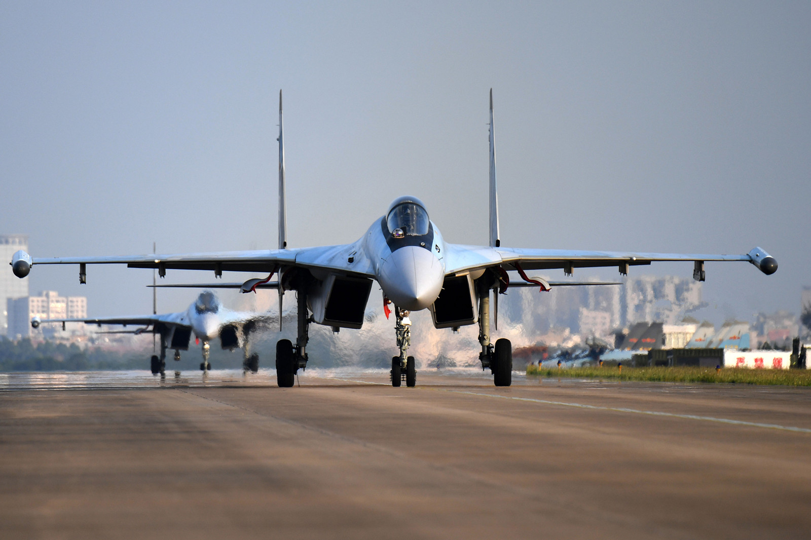 俄罗斯建议中国继续进口苏35,已补齐唯一短板,性能超越歼16