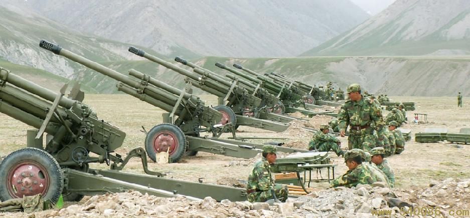 中国120毫米榴弹炮"直系家属",为我国保驾护航,整整六十载