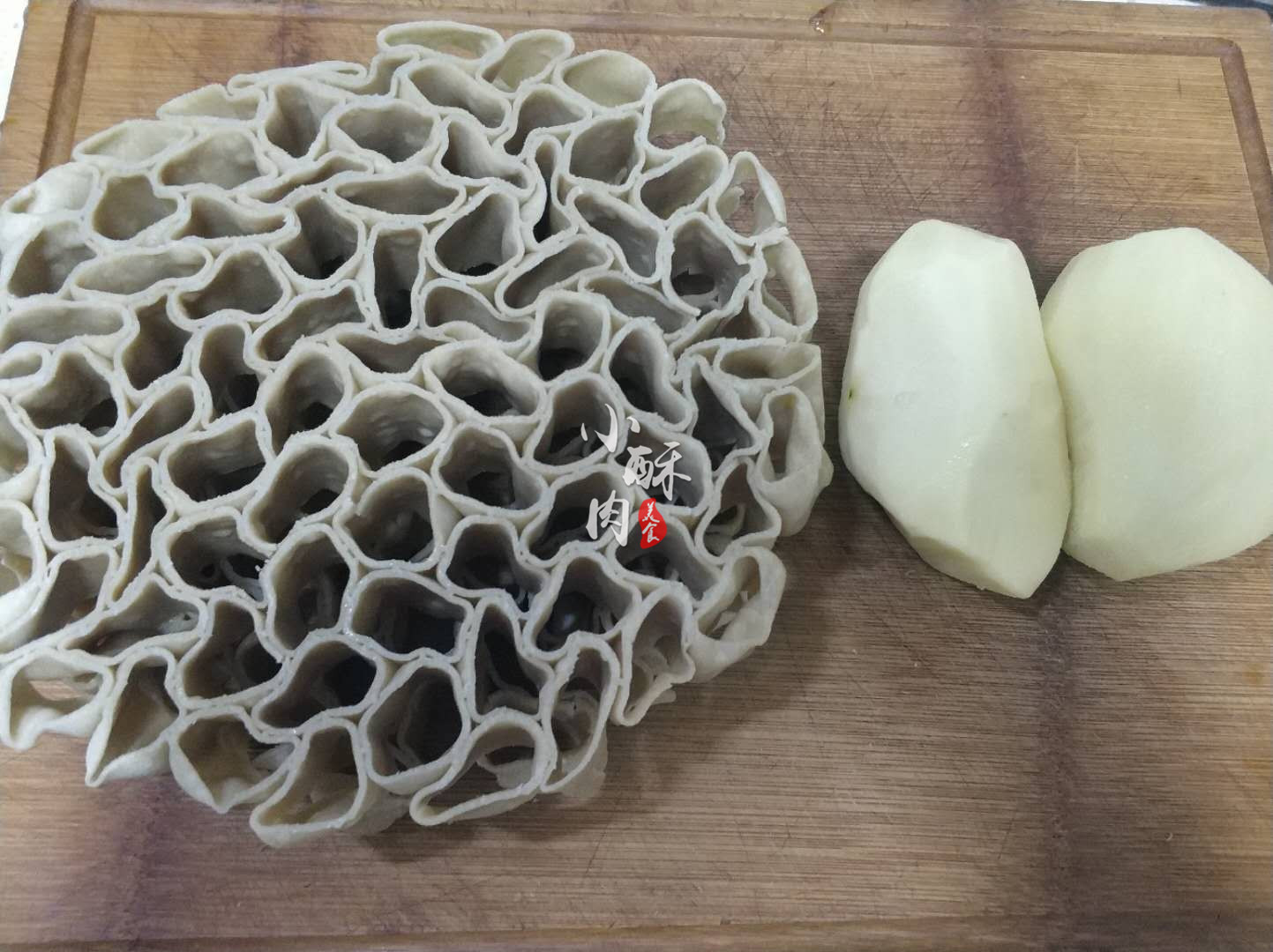 山西经典美食之一"土豆片栲栳栳",吃一次就忘不掉!