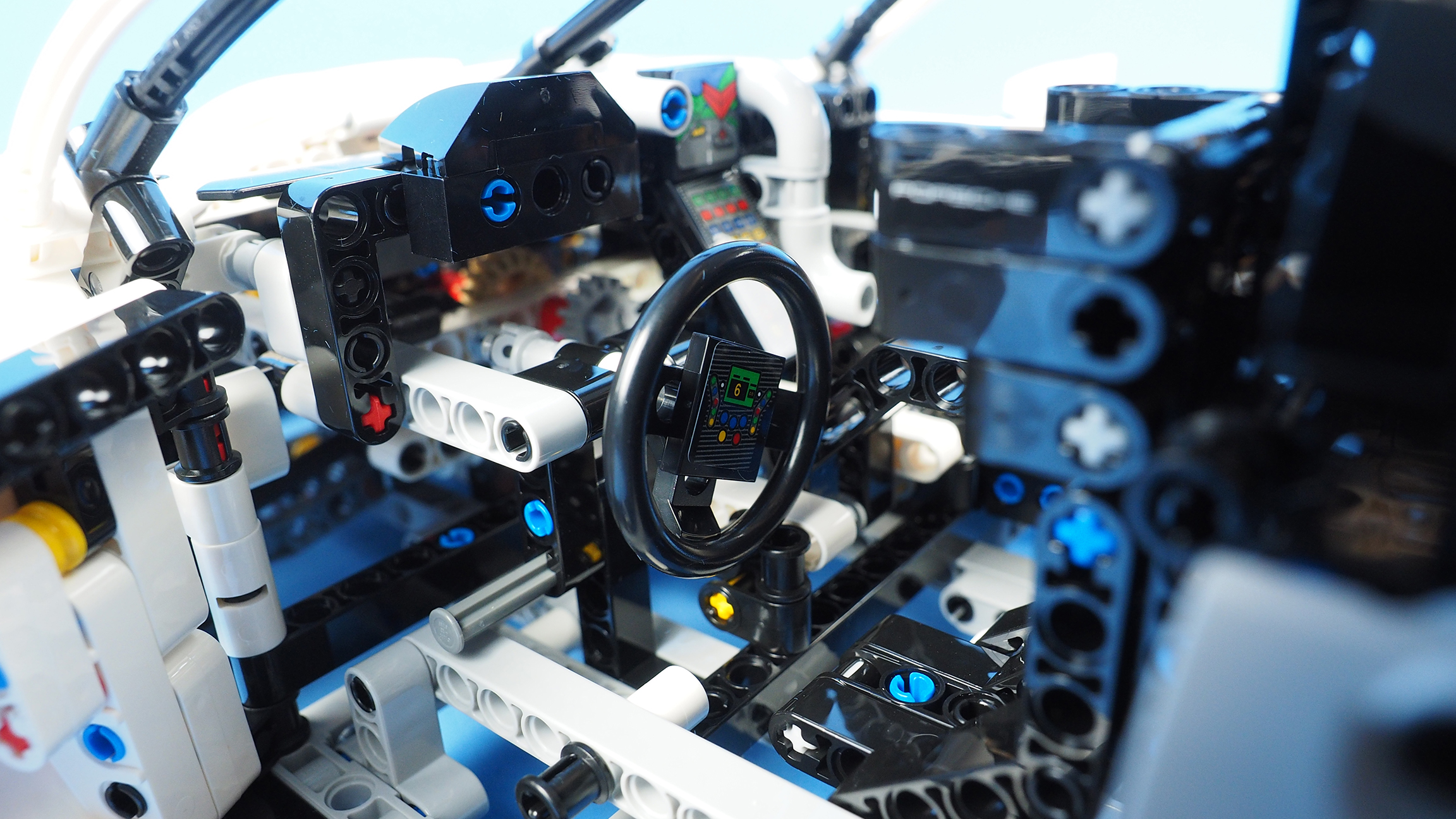 乐高评测:乐高科技组42096保时捷911rsr图文评测